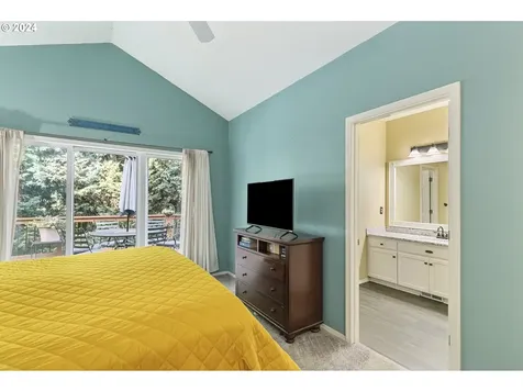 4300 SE 180th Place Vancouver WA 98683