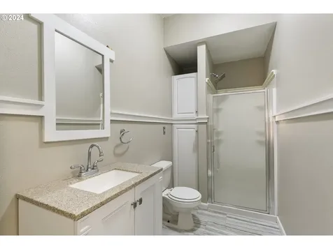 4300 SE 180th Place Vancouver WA 98683