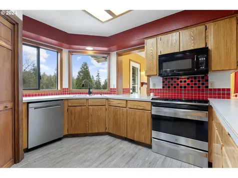 21020 NE 202nd Avenue Battle Ground WA 98604