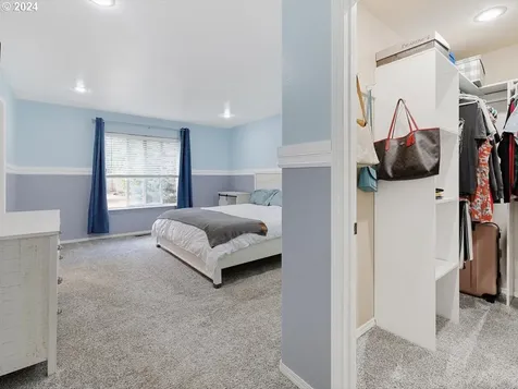 4311 Long Street Sweet Home OR 97386