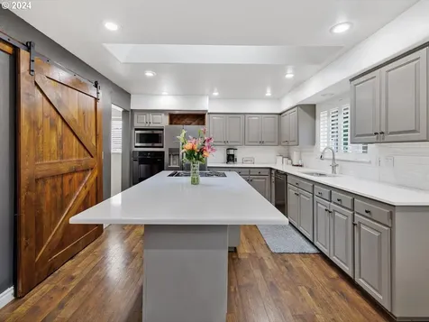 4311 Long Street Sweet Home OR 97386