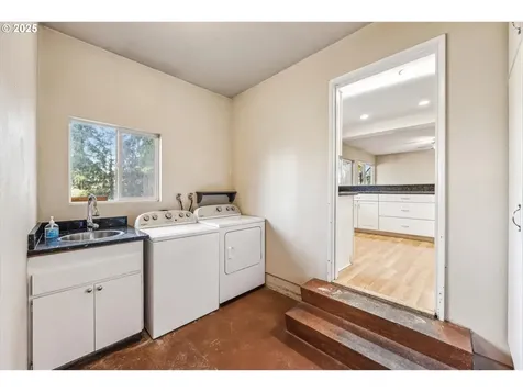 2805 22nd Place Forest Grove OR 97116