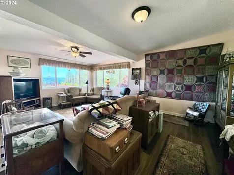 40101 Se Gibson Road Washougal WA 98671