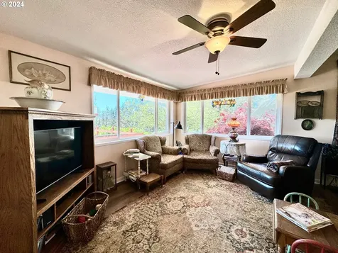 40101 Se Gibson Road Washougal WA 98671