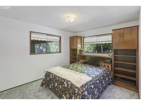 26878 Kingsley Road Scappoose OR 97056