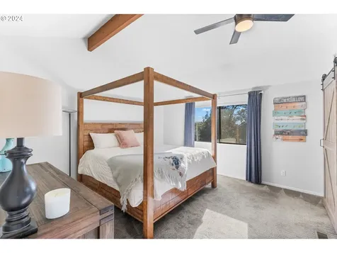 11640 SE Hilltop Court Happy Valley OR 97086