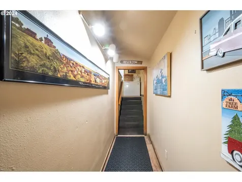 365 2nd Street SE Bandon OR 97411