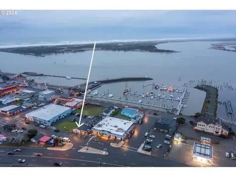 365 2nd Street SE Bandon OR 97411