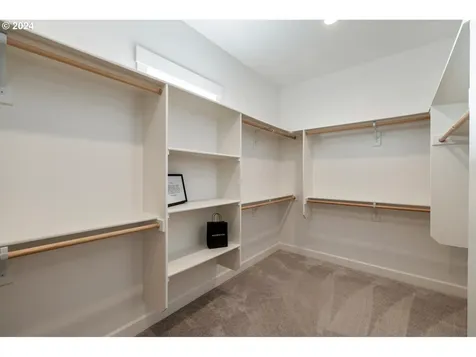 14206 Nw 56th Avenue Vancouver WA 98685