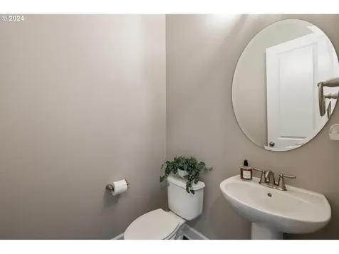 14206 Nw 56th Avenue Vancouver WA 98685
