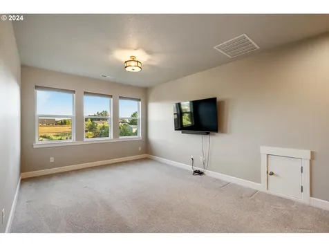 14206 Nw 56th Avenue Vancouver WA 98685
