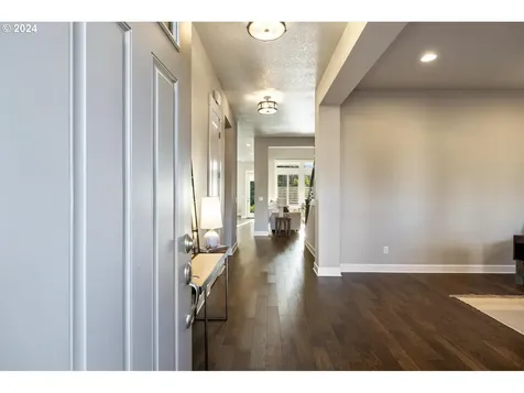 14206 Nw 56th Avenue Vancouver WA 98685