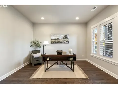 14206 Nw 56th Avenue Vancouver WA 98685