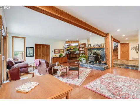 2625 NE Goodwin Road Camas WA 98607