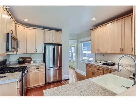 4711 SE Harrison Street Portland OR 97215