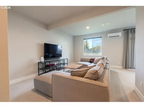9149 N Hargrave Street Camas WA 98607