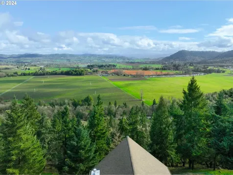 580 Westridge Lane Roseburg OR 97471