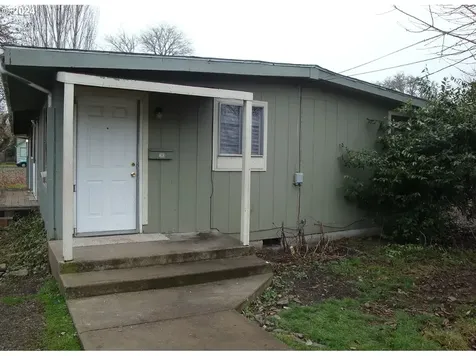 155 Hiatt Street Lebanon OR 97355
