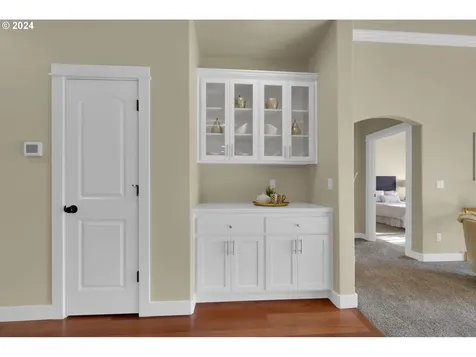 924 Leonards Way Eugene OR 97404