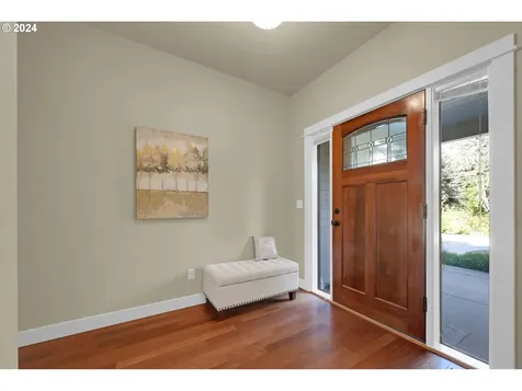 924 Leonards Way Eugene OR 97404
