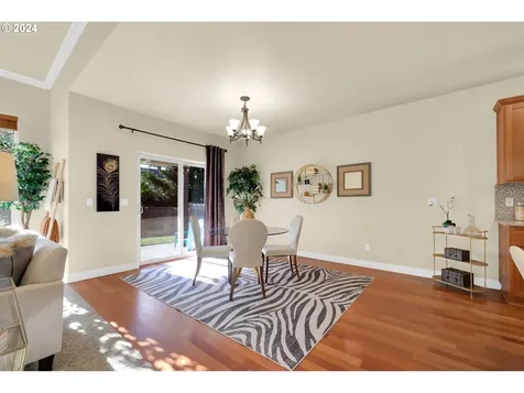 924 Leonards Way Eugene OR 97404
