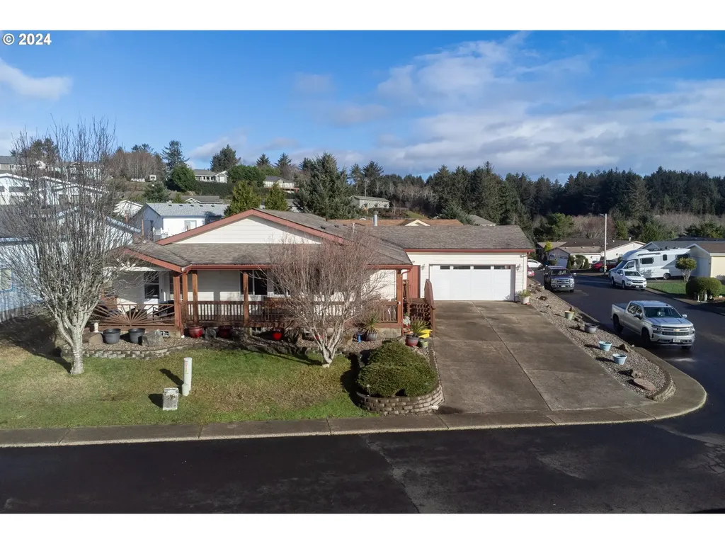 2815 Ne 46th Loop Lincoln City OR 97367