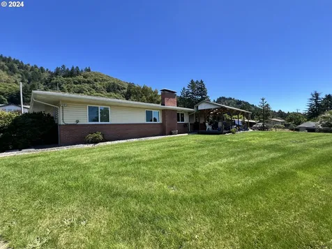 16247 Chapman Lane Brookings OR 97415