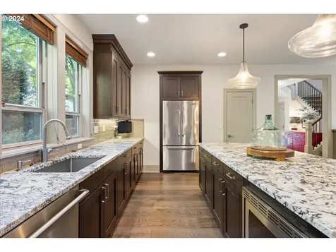 17129 Kelok Road Lake Oswego OR 97034
