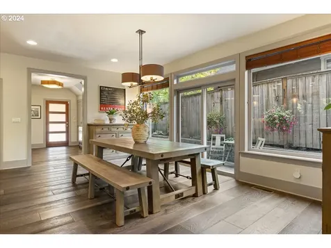 17129 Kelok Road Lake Oswego OR 97034
