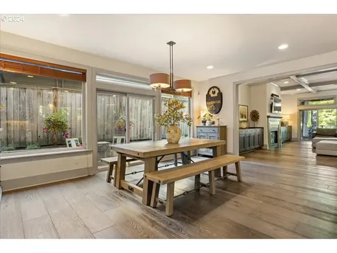 17129 Kelok Road Lake Oswego OR 97034