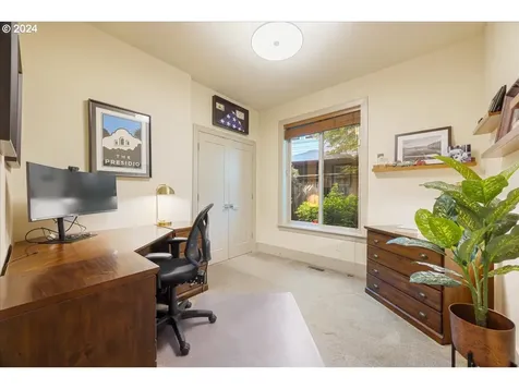 17129 Kelok Road Lake Oswego OR 97034