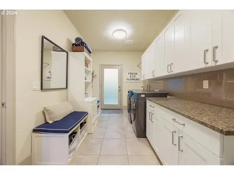 17129 Kelok Road Lake Oswego OR 97034