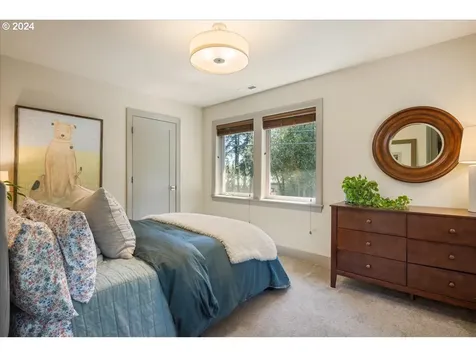 17129 Kelok Road Lake Oswego OR 97034