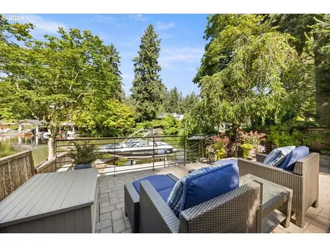 17129 Kelok Road Lake Oswego OR 97034