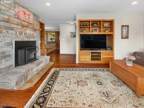 12412 NW Jackson Quarry Road Hillsboro OR 97124