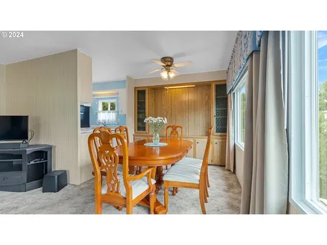 2681 Se River Road Hillsboro OR 97123