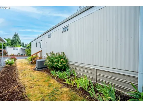 2681 Se River Road Hillsboro OR 97123