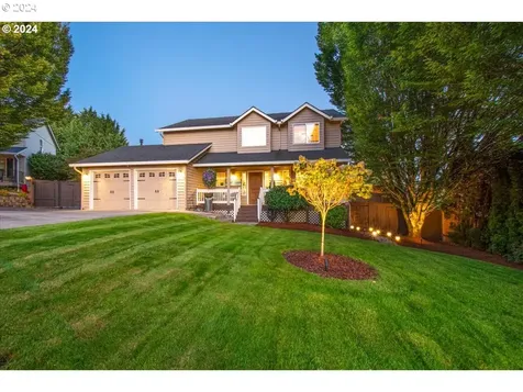 1227 E Reid Court La Center WA 98629