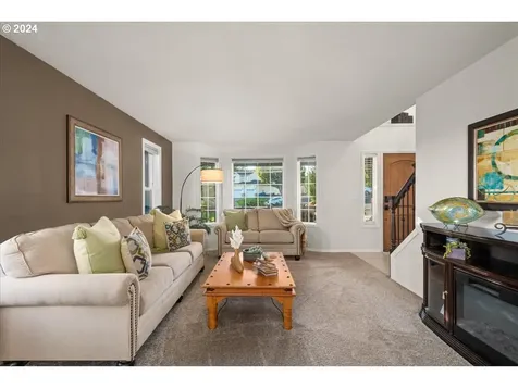 1227 E Reid Court La Center WA 98629