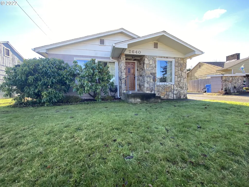 2640 Gardens Avenue Reedsport OR 97467