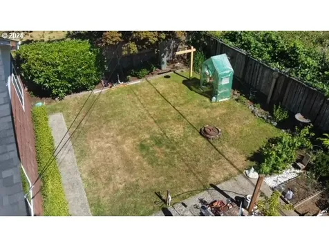 2640 Gardens Avenue Reedsport OR 97467