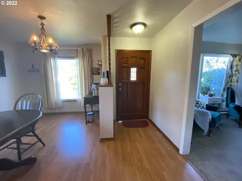 2640 Gardens Avenue Reedsport OR 97467