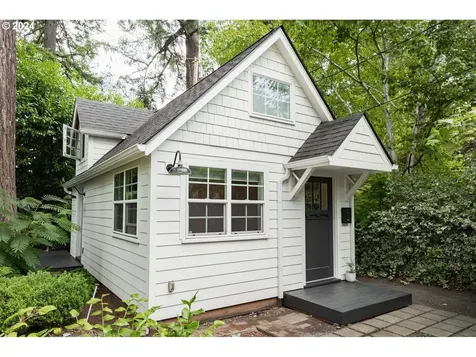 171 5th Street Lake Oswego OR 97034