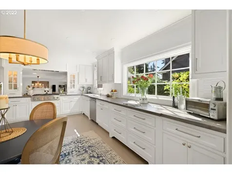 171 5th Street Lake Oswego OR 97034