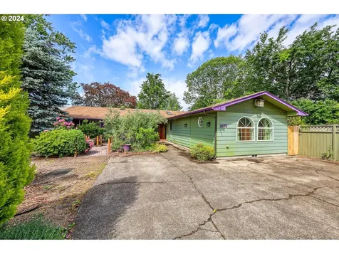 1895 Fillmore Street Eugene OR 97405