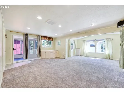 1895 Fillmore Street Eugene OR 97405