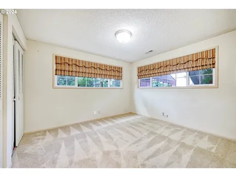 1895 Fillmore Street Eugene OR 97405