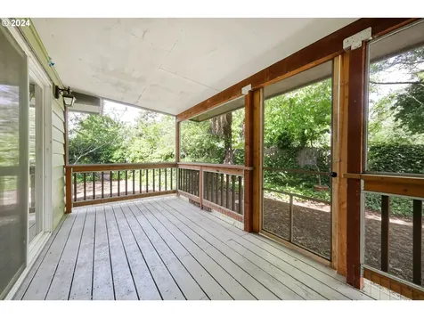 1895 Fillmore Street Eugene OR 97405