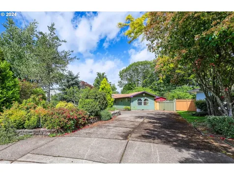 1895 Fillmore Street Eugene OR 97405