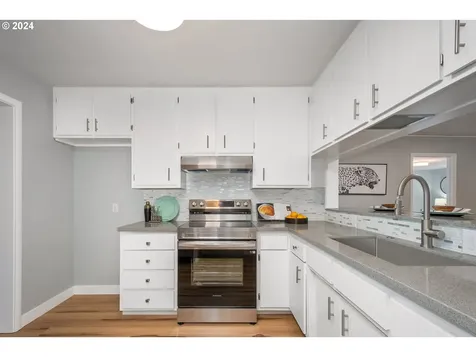 430 Bradley Street SE Albany OR 97321